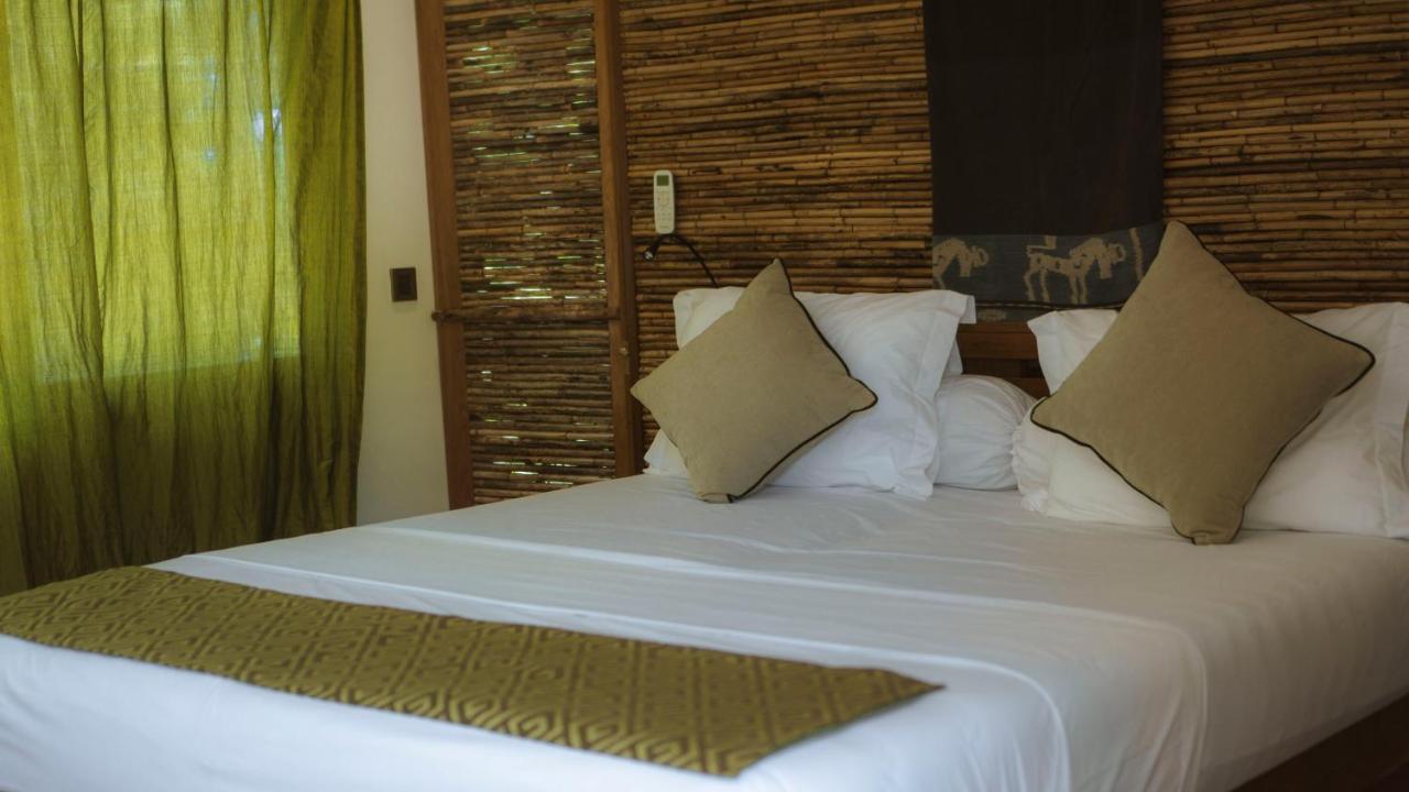 Hotel Moro Ma Doto Busobuso Habitación foto